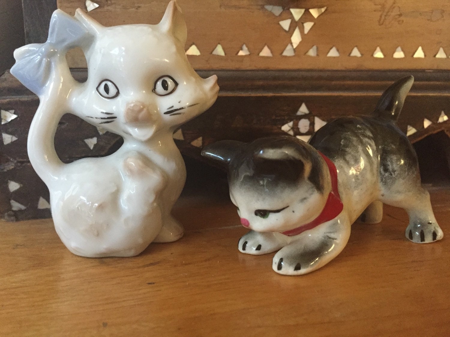 cat figurine collectors