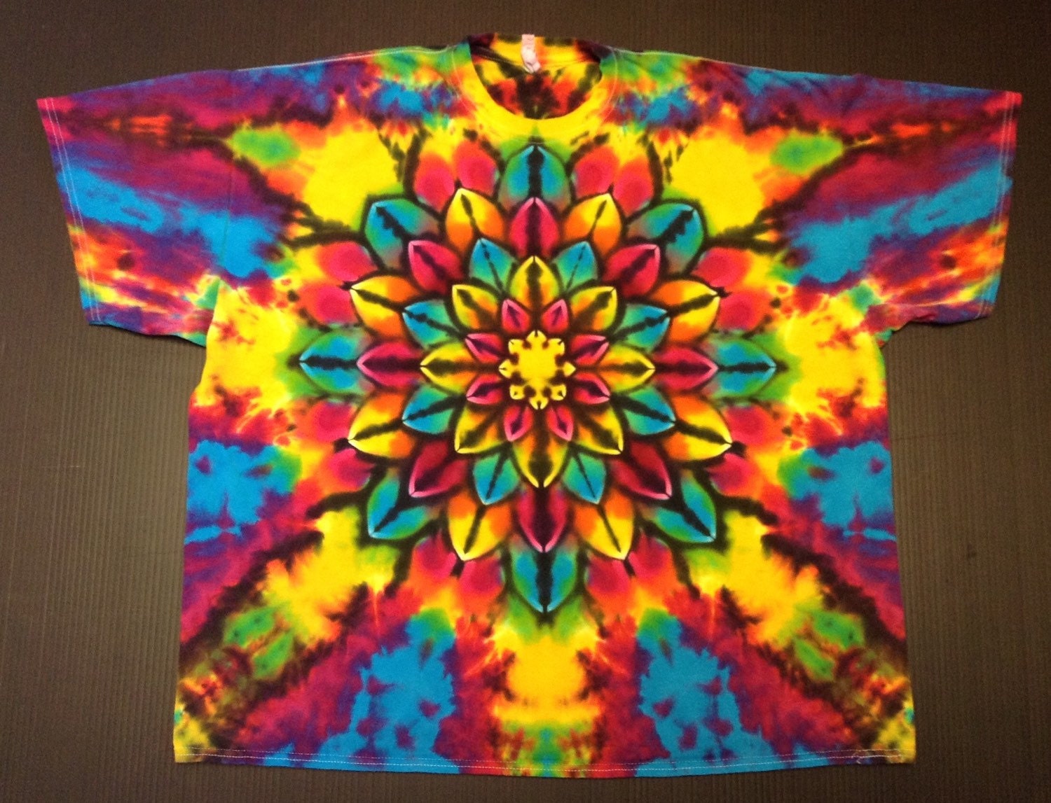 tie dye shirt with flower