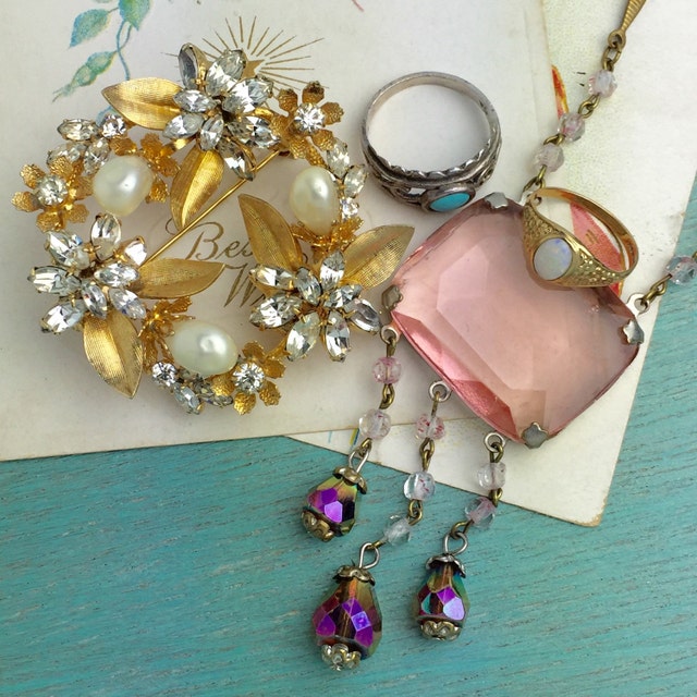 Authentic Vintage Jewelry by VintageCravens on Etsy