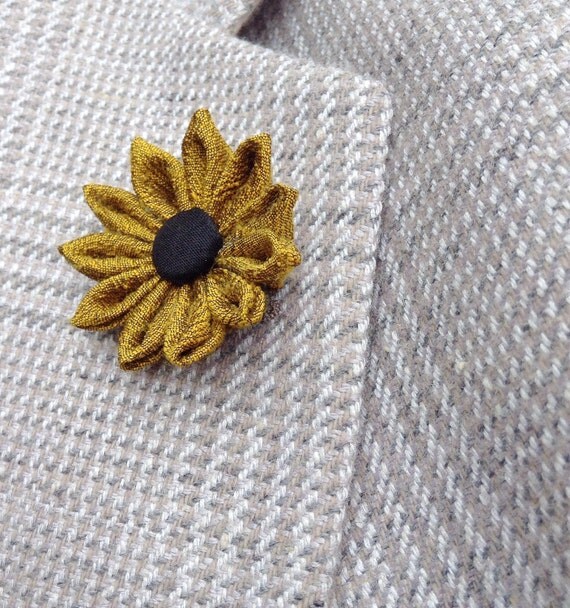 Mens Lapel Pin Flower Lapel Pin Gold Lapel By Exquisitelapel 