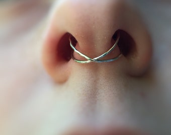 Fake Septum Ring - Sterling Silver Septum Cuff - Faux Septum - Clip on Setpum - Sterling Silver Criss Cross Nose Ring . 18 Gauge