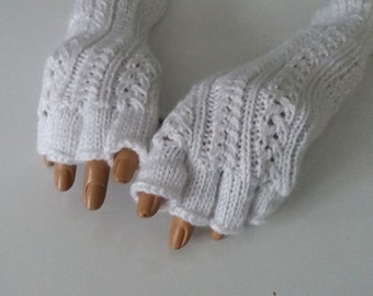 White Fingerless Gloves-White Half Finger-Knitting Arm warmers, fingerless gloves, arm cuffs
