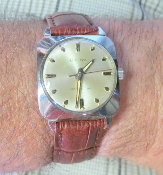 Vintage Automatic 1966 Bulova Cushion Case Mens Stainless