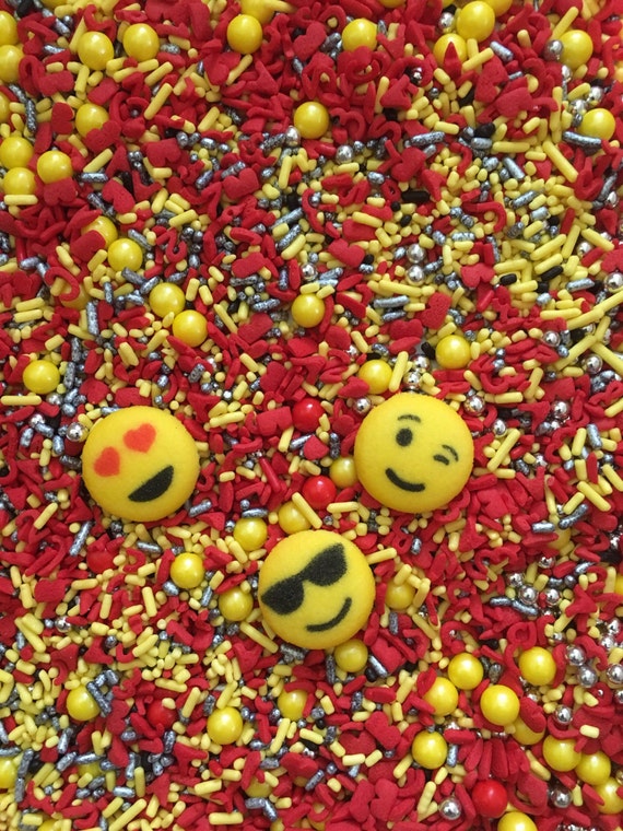 Emoji Sprinkle Me Pretty 8 Oz. Decorettes Confetti Birthday