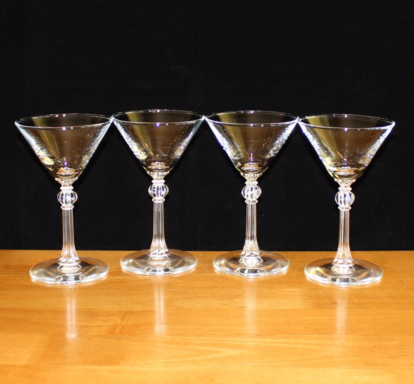 Beautiful Set of 4 Vintage Martini / Cocktail Glasses Plain