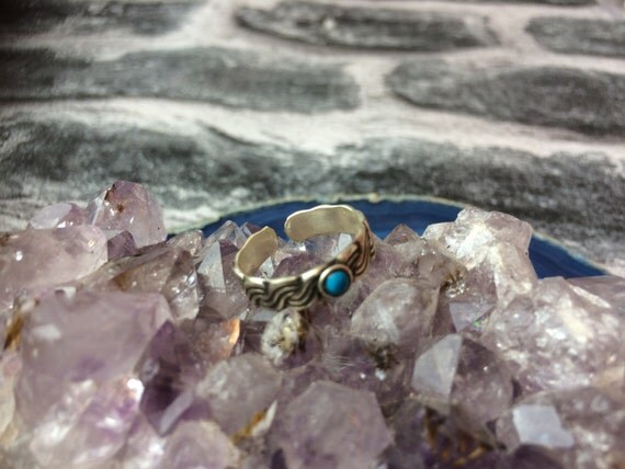 TURQUOISE TOE RING- Toe Ring- Summer- Vacation- Beach- Silver Toe Ring- Silver Ring- Tribal- Gypsy- Feet- Jewelry- Adjustable Ring- Midi