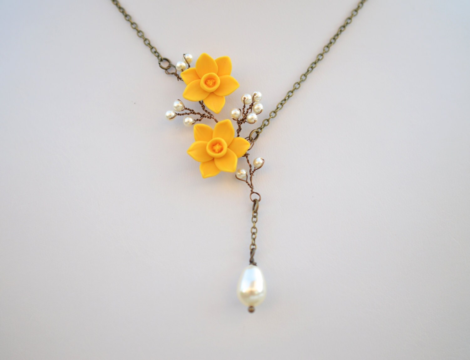 Yellow Daffodil Flower Necklace. Daffodil Spring Necklace.