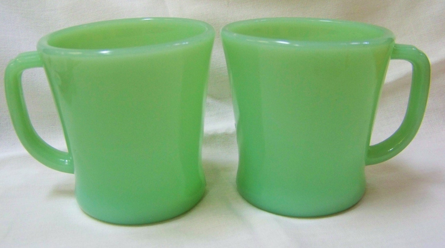 2 Vintage Jadeite Fire King Coffee Mugs Cups Jadite Green D