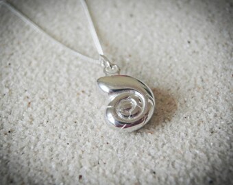 nautilus, nautilus shell necklace, shell necklace, sterling silver shell necklace, sterling silver nautilus necklace, shell. ocean, beach,