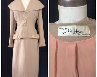 Sale** 1940s Lilli Ann Suit with Fur Trim