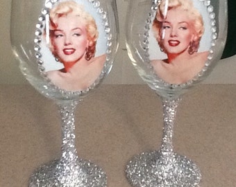 Starlet wineglass..13.95 each glass..individual listing..rhinestone and glitter wineglass..birthday gift..Hollywood glam wine glass