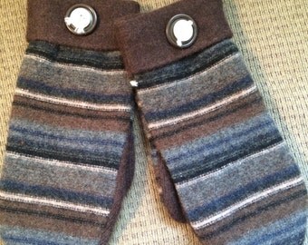 C4 Felted wool mittens lined with fleece Size large