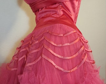 FREE SHIPPING 1950 Strapless Tulle Party Dress