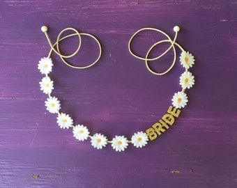 Bridal Shower Flower Crown, Bachelorette Party Flower Crown, Daisy Flower Crown, Bridal Shower Headband, Bride to Be