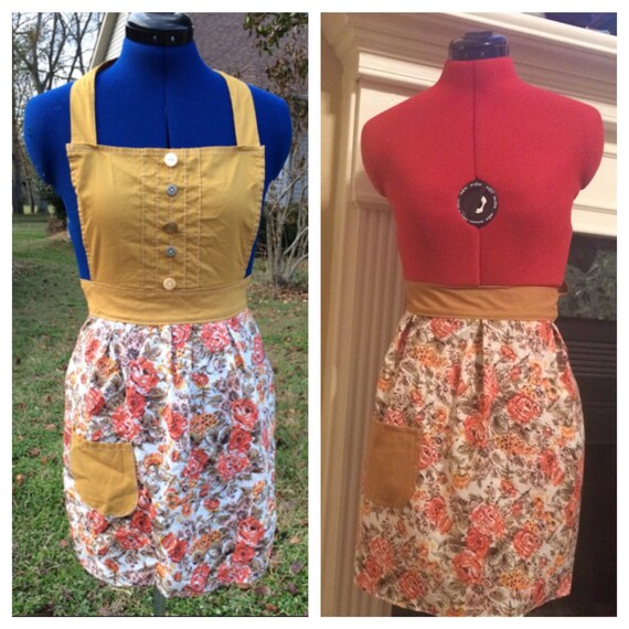 Pleated Women's Full Apron with Pocket Retro Rose by MrsShultz