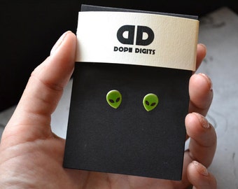 Alien Face Stud Earrings Jewelry Green Man UFO Outer Space Martian