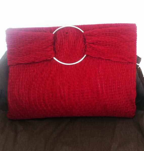 red party clutch