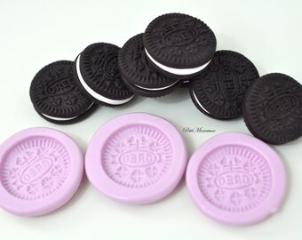 Flexible silicone mold Oreo original measure, 2,5cm, biscuit mold, mold oreo, mold jewelry ST150