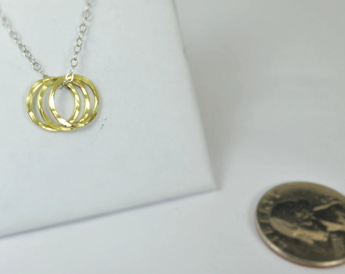 Dainty Hammered Circle Necklace, Silver Necklace, Brass Ring Necklace, Brass Ring Necklace, Dainty Necklace, Best Friends Necklace, mom's