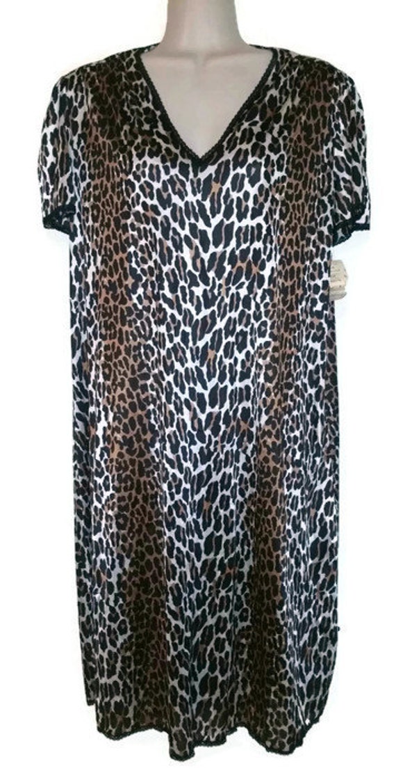 Vintage NWT Leopard Print Cheetah Print Vanity Fair Nightgown