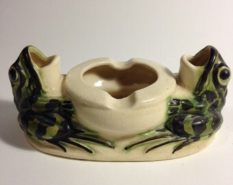 Vintage Chalkware Frog Ashtray or Jewelry / Keepsake Holder