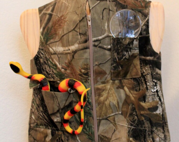 HALF PRICE ** Camo Hunter Explorer Vest. Child Size X-Small Lined Denim Camo Zip Front Vest with Pockets for magnifying glass, bugs, snakes.