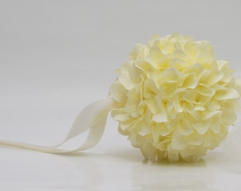 Cream hydrangea kissing ball/pomander ball/flower girl ball/bridesmaid ball wedding party decoration
