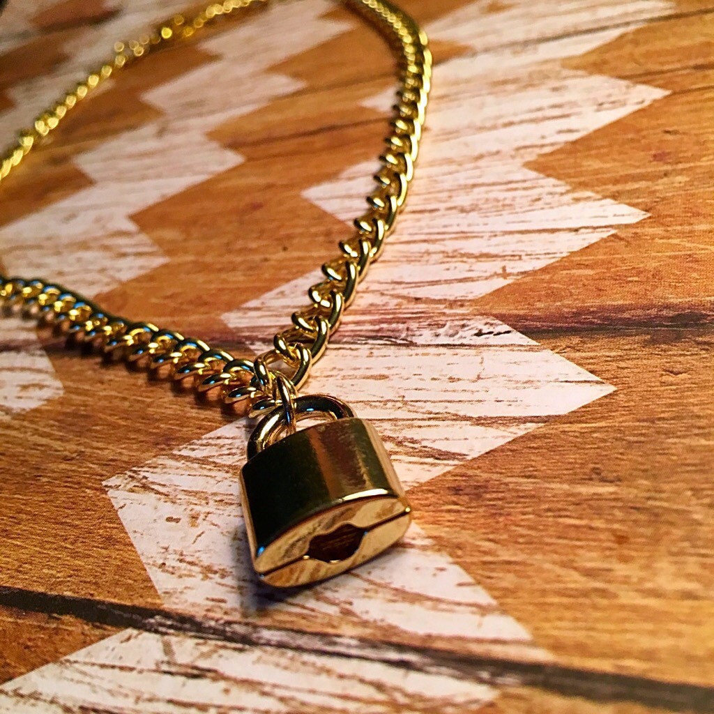 Gold Chain And Lock Necklace