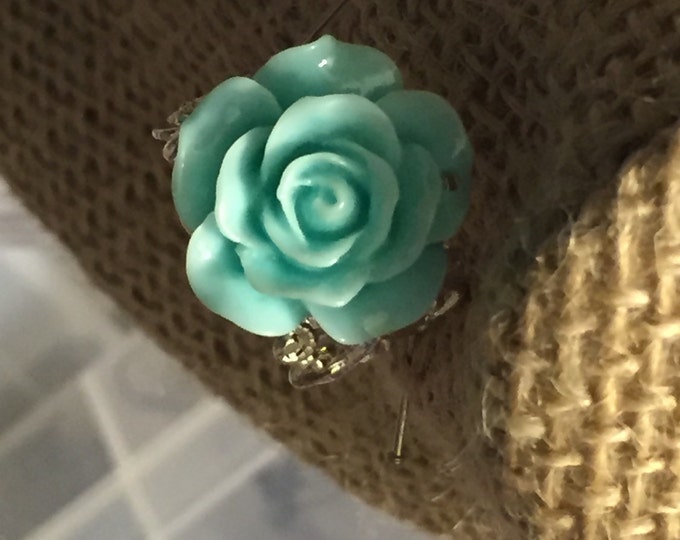 Aqua flower ring