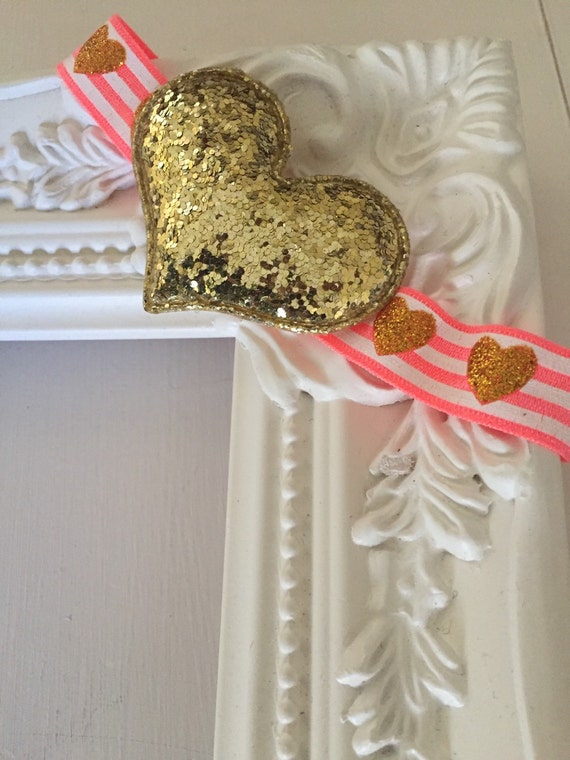 Items similar to Heart if GOLD on Etsy