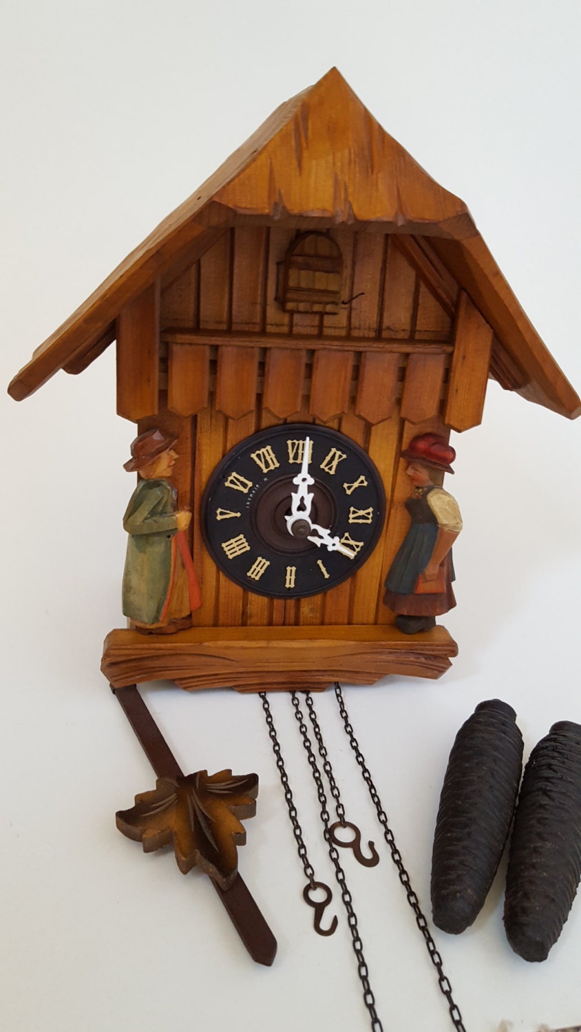 Vintage Black Forest Chalet Cuckoo Clock with Nicely Carved