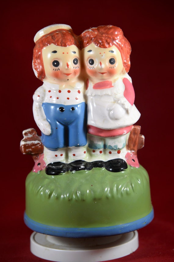 Vintage Raggedy Ann & Andy Spinning Music Box