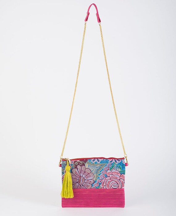 huipil/embroidered mexican bag/mexican by RojoTurquesaMexico