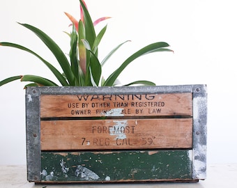 Rustic Vintage Milk Crate / Urban Farmhouse / 1950's Industrial Decor