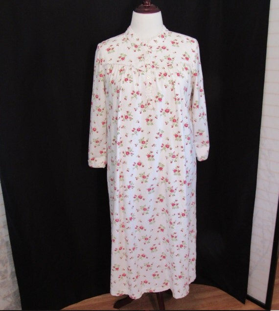 Vintage Charter Club Flannel Nightgown Red Roses Floral Cotton