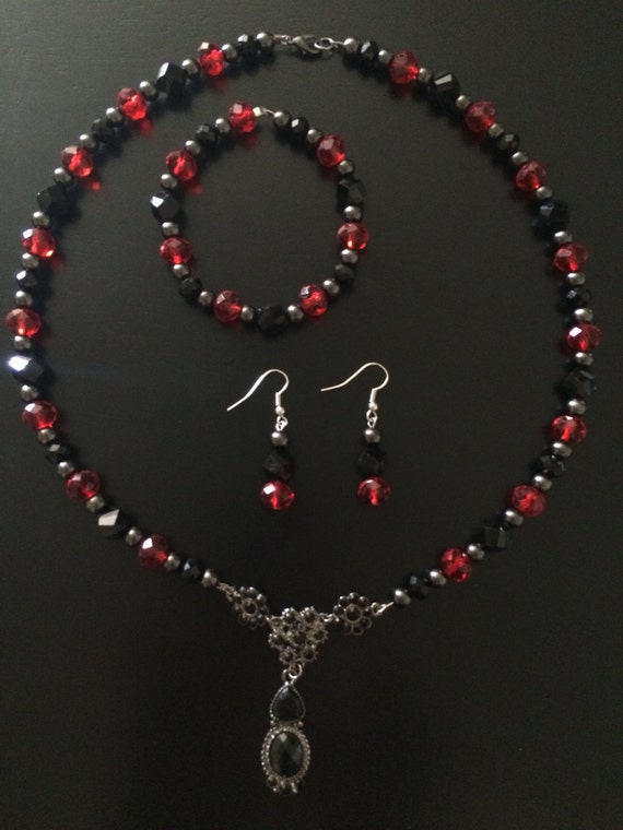 Elegant Red and Black Fashion Jewelry Set