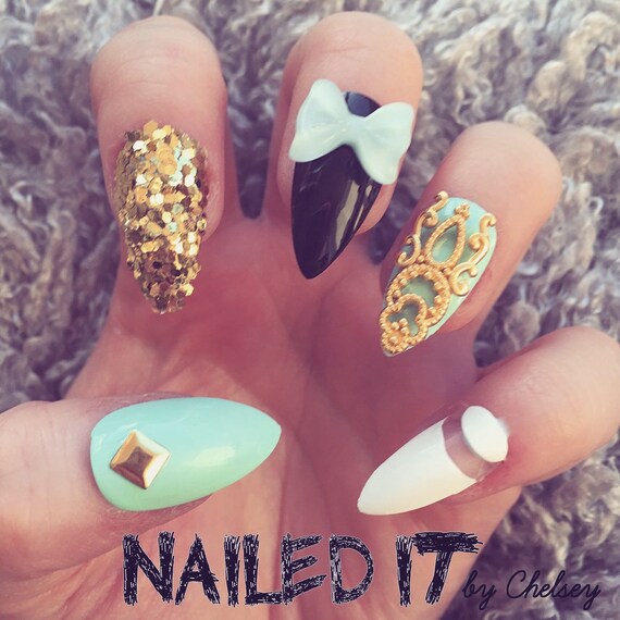 NAILED IT! Hand Painted False Nails - Turquoise & Gold Glitter Bow