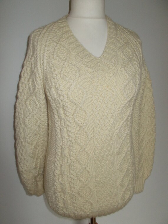 Vintage aran sweater v neck jumper Irish Hand Knit womens Aran