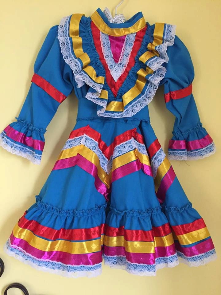 Cinco De Mayo Dressing Up Mexican Style | cinco de mayo dressing up mexican style mexican dress Cinco De Mayo Dressing Up Mexican Style | cinco de mayo dressing up mexican style mexican dress