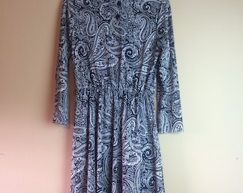 Large/XL Paisley Day Dress ~ 1970s/1980s Vintage
