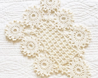 Vintage Romantic Home Heirloom White Handstitched Crochet Thread Table Scarf, Olives and Doves