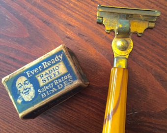1945 Safety Razor, Midcentury Modern Brass Razor and Razor Blades, 14 Antique Ever Ready Razor Blades, Schick Injector Hand Razor