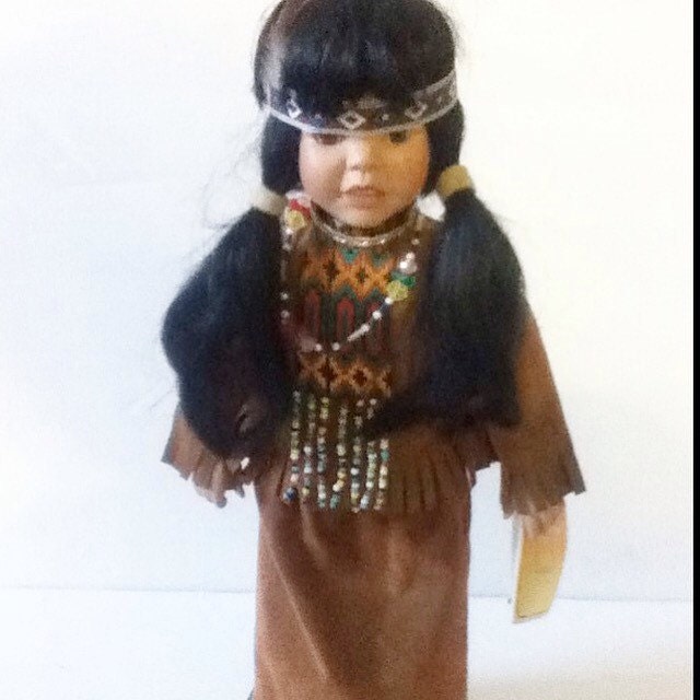 Vintage NATIVE AMERICAN Indian Porcelain DOLL With Display