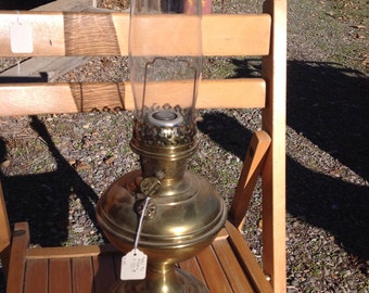 Brass Aladdin Lamp with Aladden Chimney