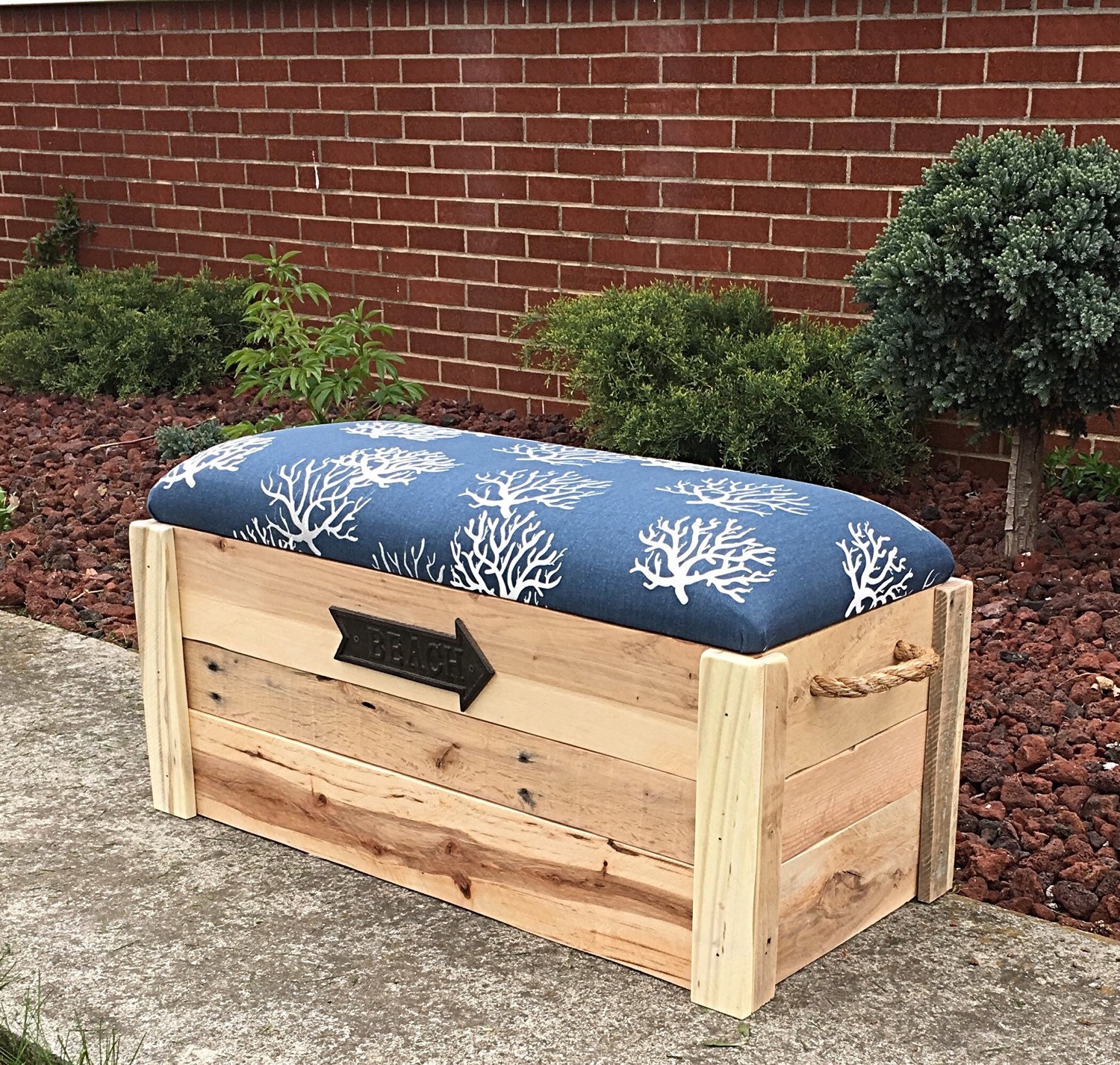 corner toy box bench