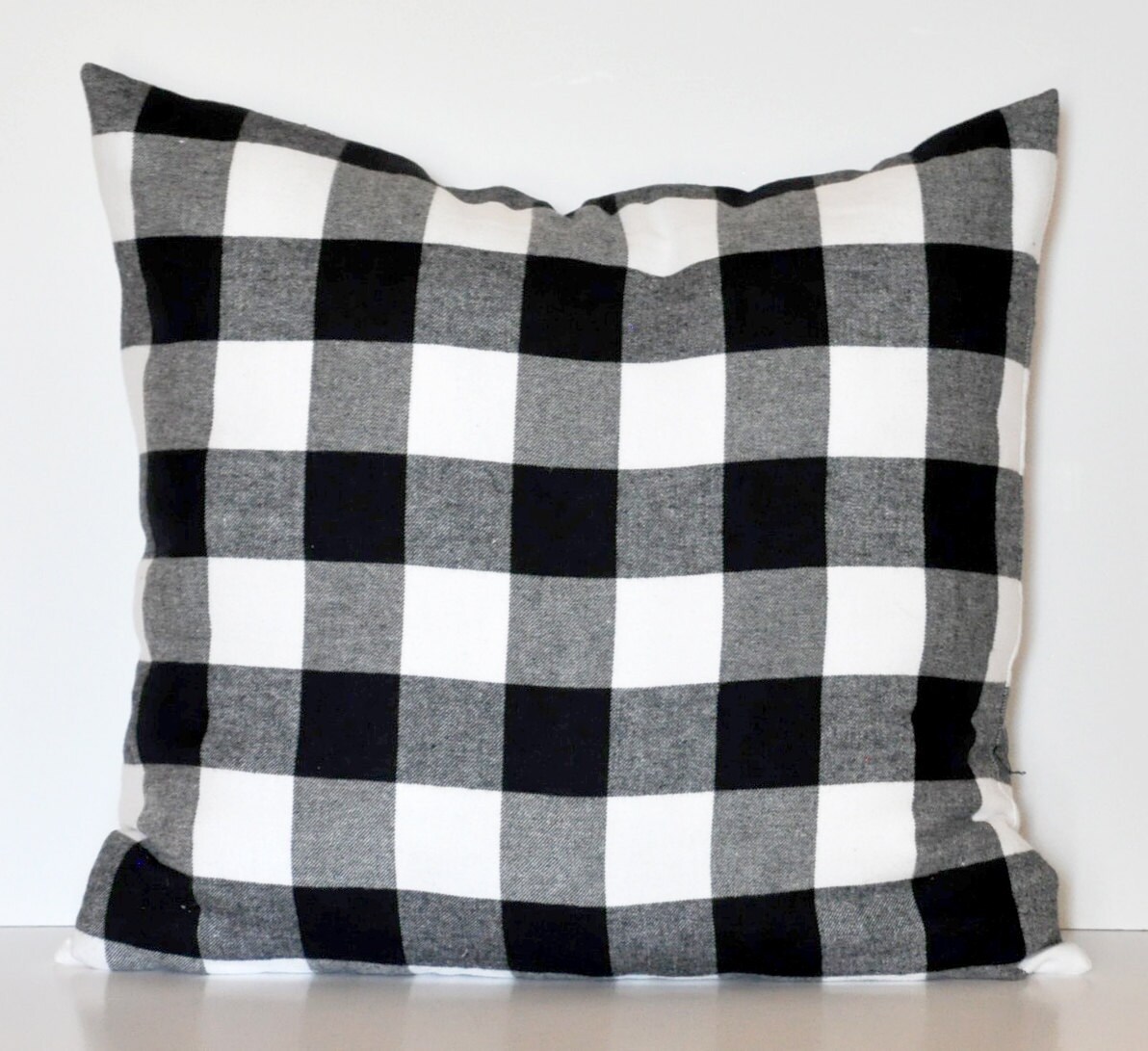 PLAID PILLOW COVER // Black and White Plaid Buffalo Plaid