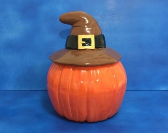 Halloween Thanksgiving Pumpkin Hat Cookie Jar with Pilgrim Buckle