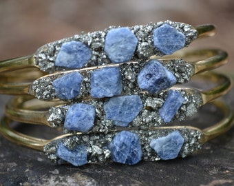 September Birthstone Gift- Sapphire Bracelet, Raw Saphire Cuff Bracelet, Pyrite Bracelet, Birthstone Gift, Birthday Gift for September,Blue