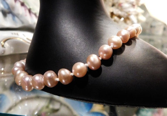 Genuine Pink Pearl Bracelet / 14K