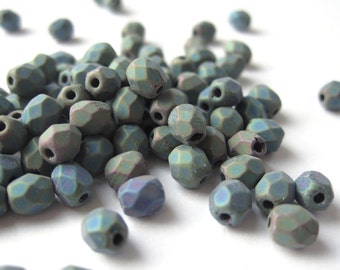 50pcs 4mm Matted green IRIS Czech beads